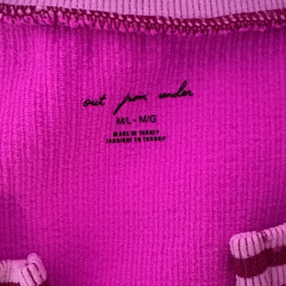 Pink Ribbed Crop Top - Picture 2 of 3